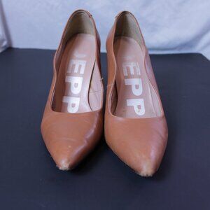 Depp Wide fit leather point block heels EU 38